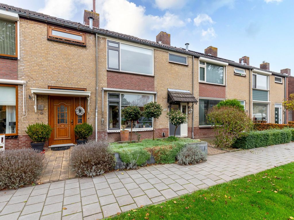 van Brederodestraat 50, GIESSENBURG