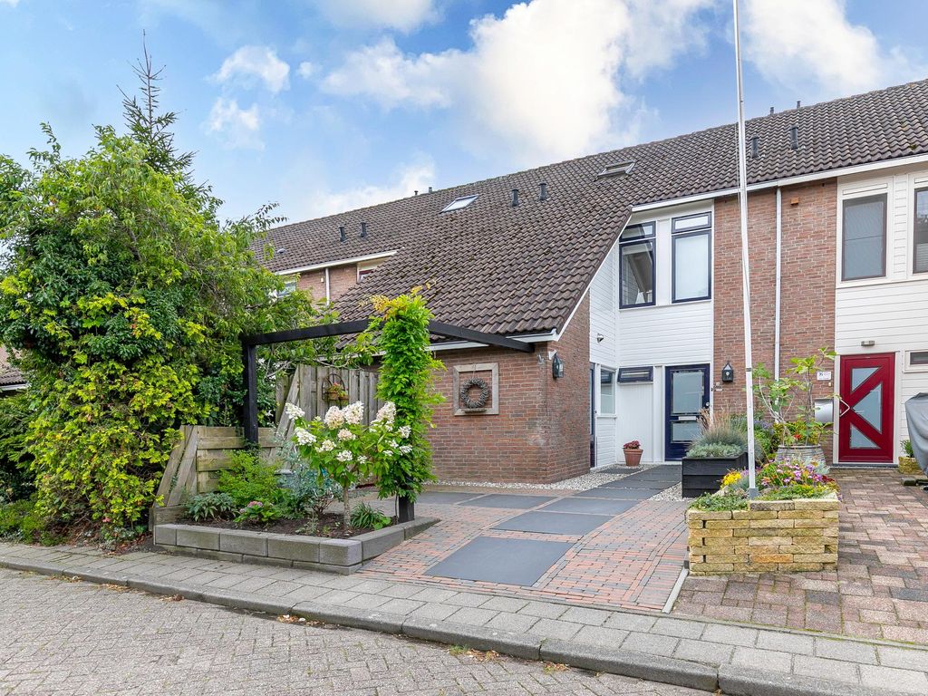 Slotplein 14, LANGERAK