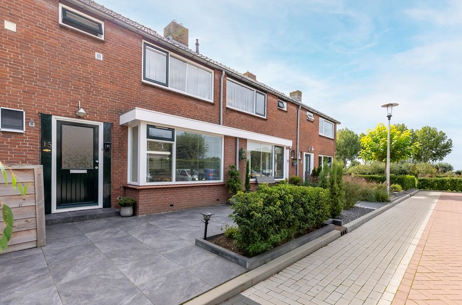 Schoolstraat 15