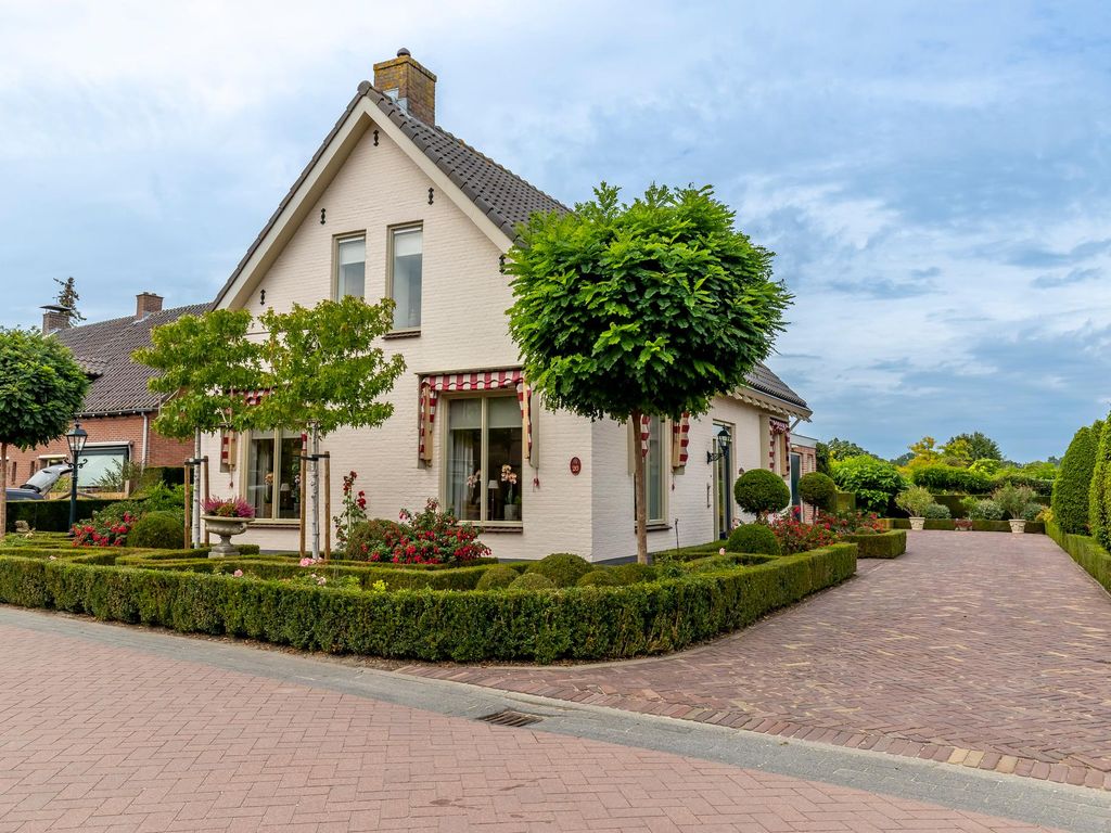 Kerkweg 20, TIENHOVEN AAN DE LEK