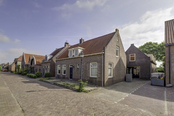 Bij de Kerk 35