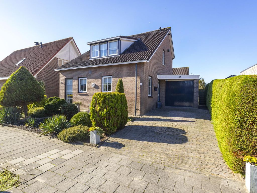 Molenlaan 11, GROOT-AMMERS