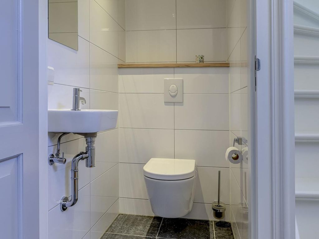 Dorpsstraat 26, GIESSENBURG