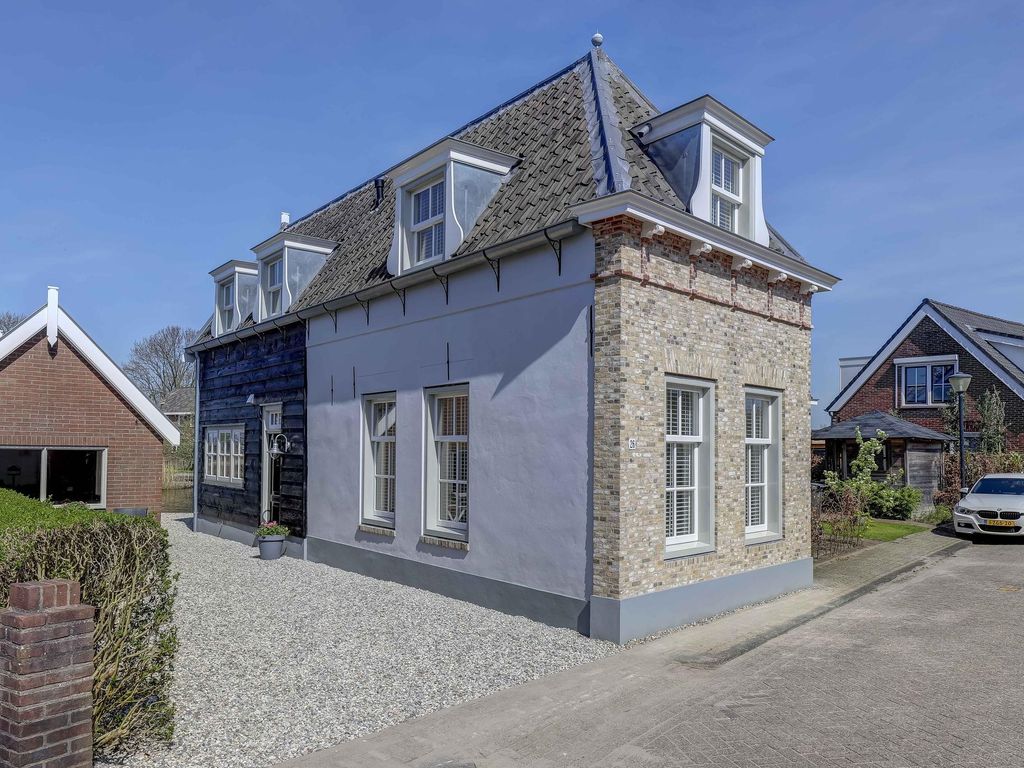 Dorpsstraat 26, GIESSENBURG