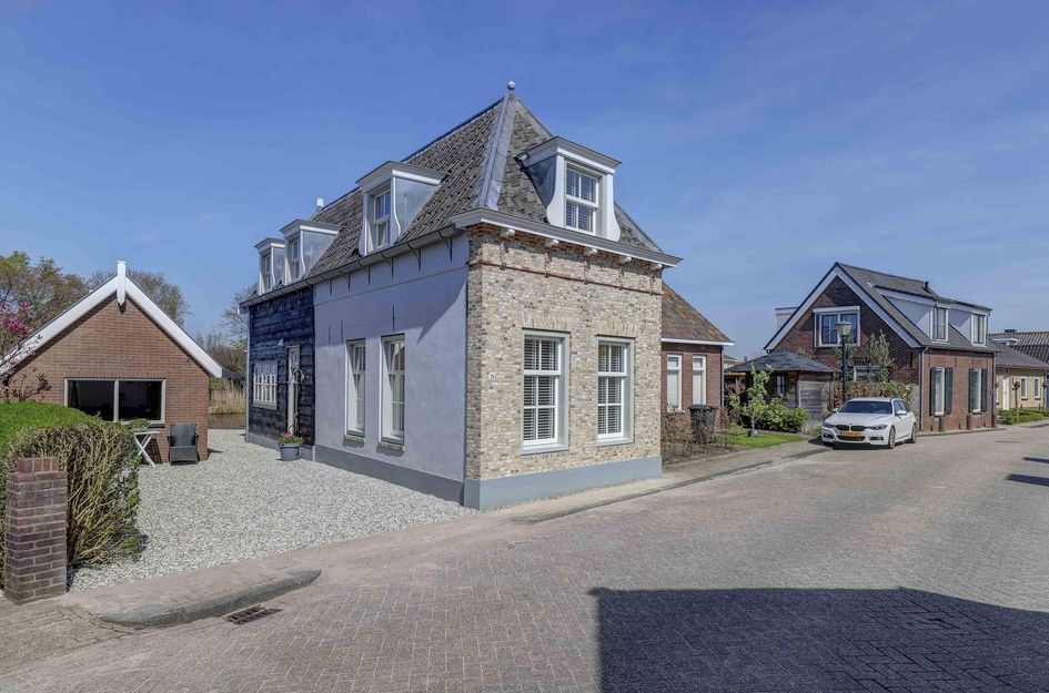 Dorpsstraat 26