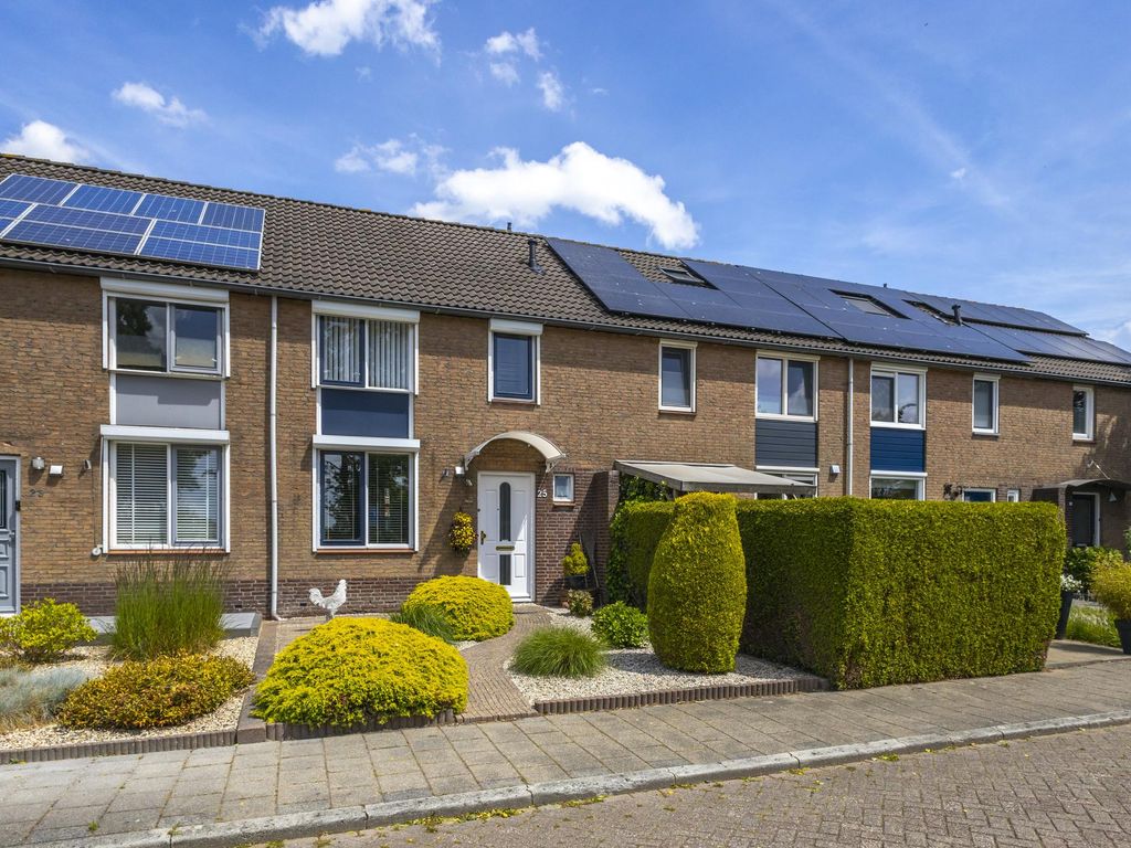 Johan de Kreijstraat 25, GIESSENBURG