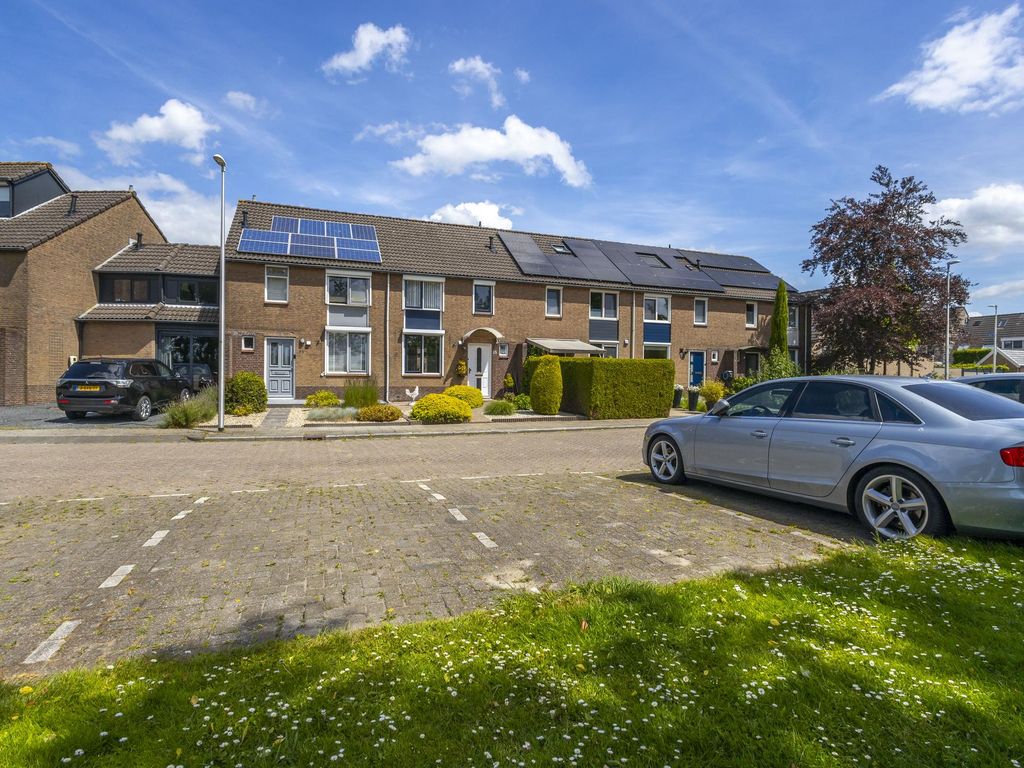 Johan de Kreijstraat 25, GIESSENBURG