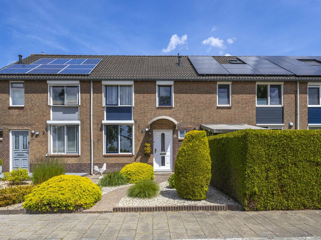 Johan de Kreijstraat 25, GIESSENBURG
