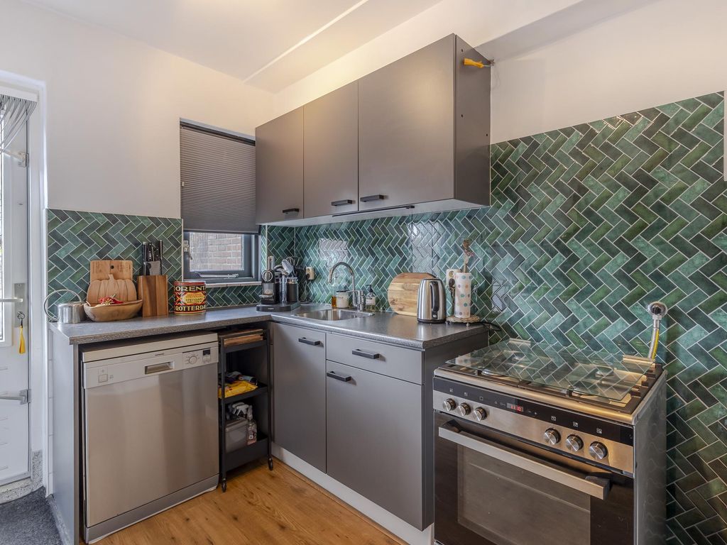 Bernhardstraat 2, GROOT-AMMERS
