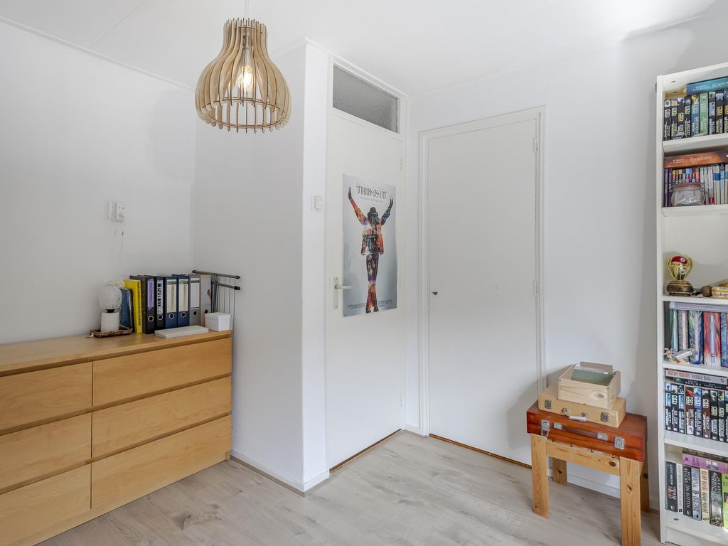 Bernhardstraat 2, GROOT-AMMERS