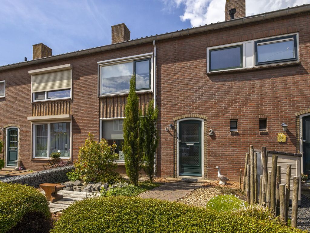 Bernhardstraat 2, GROOT-AMMERS