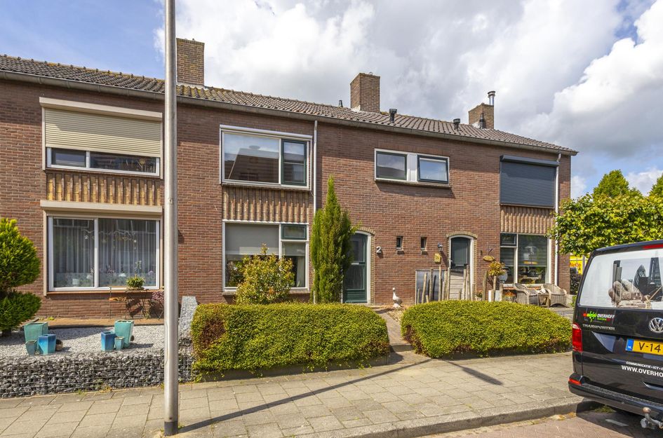 Bernhardstraat 2
