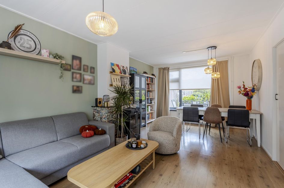 Bernhardstraat 2