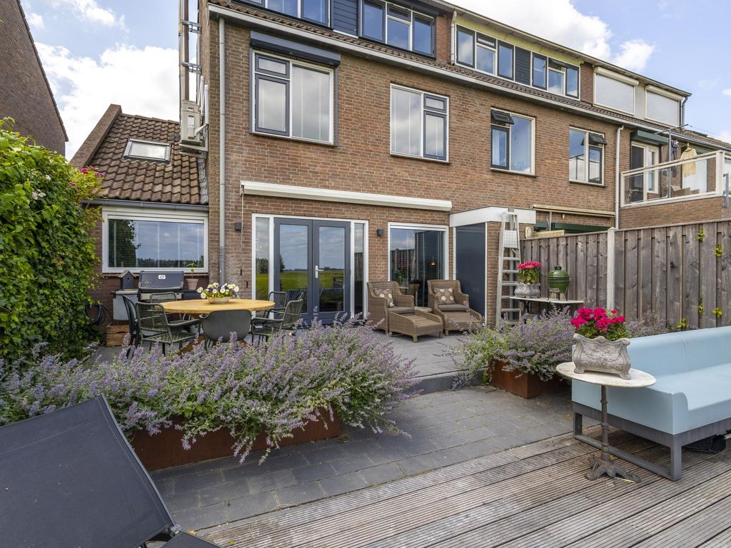 van Gentstraat 27, GOUDRIAAN
