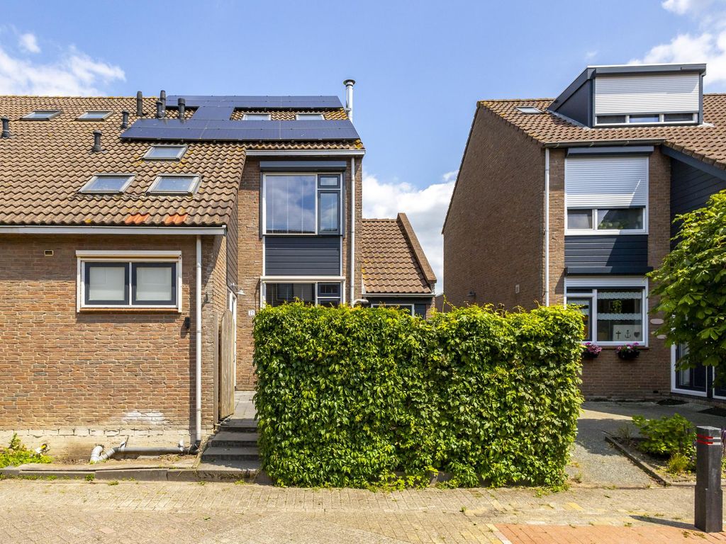 van Gentstraat 27, GOUDRIAAN