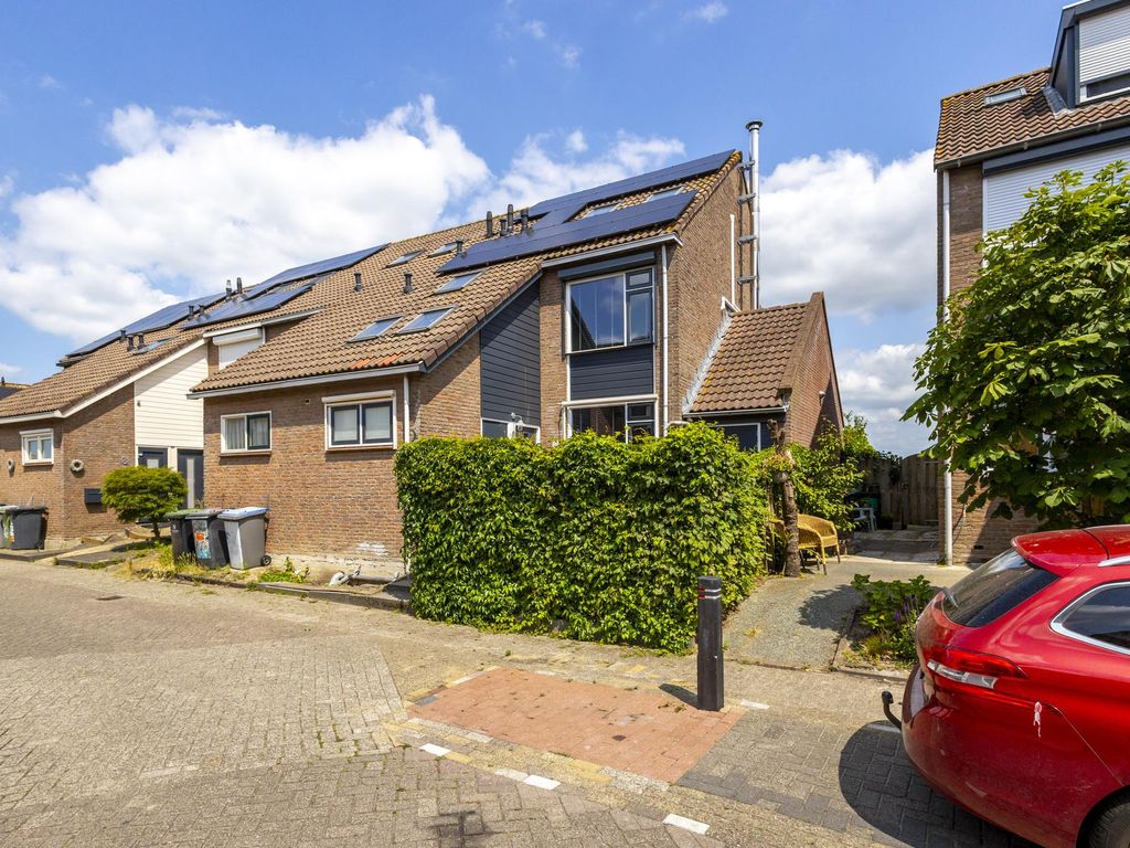 van Gentstraat 27, GOUDRIAAN