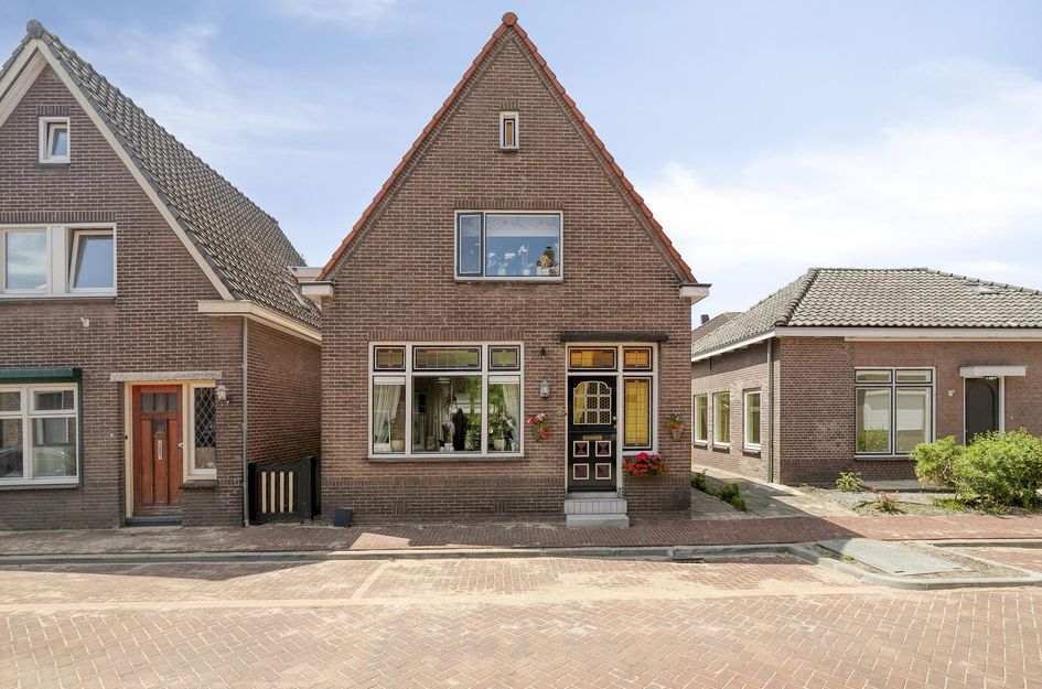 Emmastraat 7