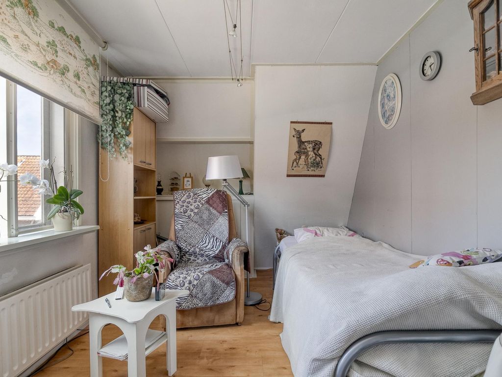 Emmastraat 7, GROOT-AMMERS