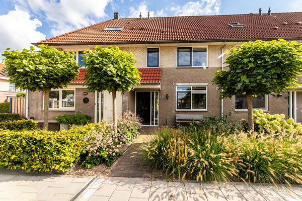 Molenlaan 15