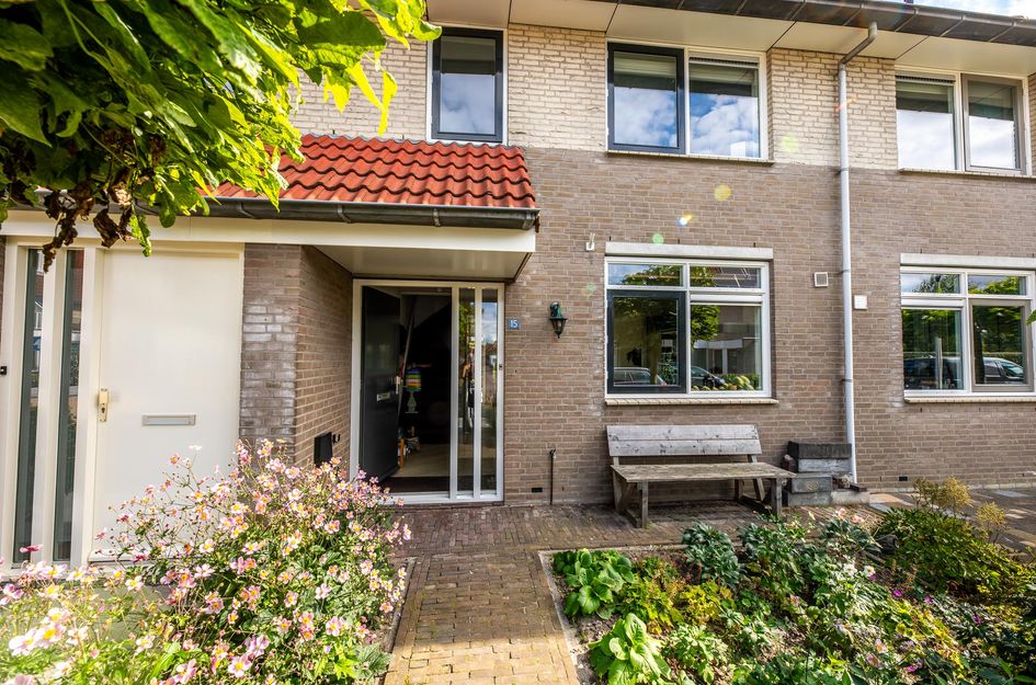 Molenlaan 15