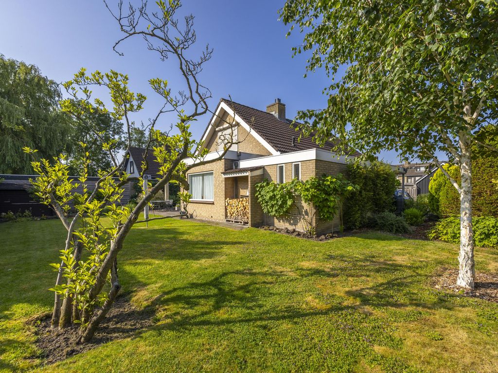 Arent van Gentstraat 12, GIESSENBURG