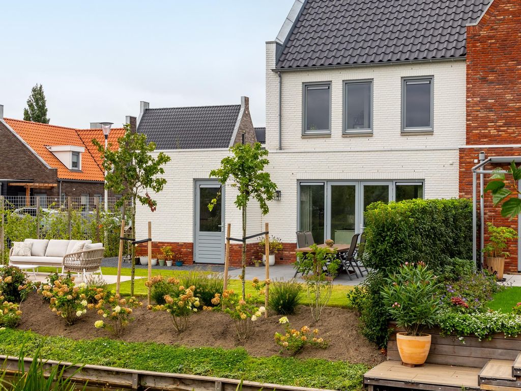 Poternehof 3, LANGERAK