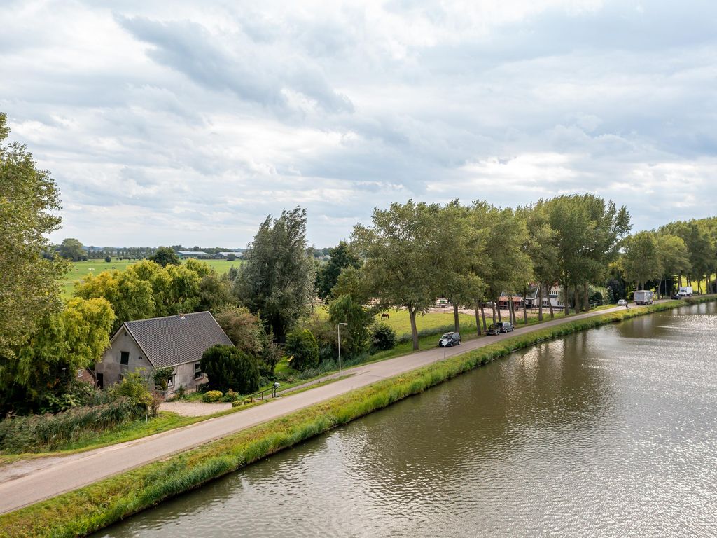 Kanaaldijk 8, LEERBROEK