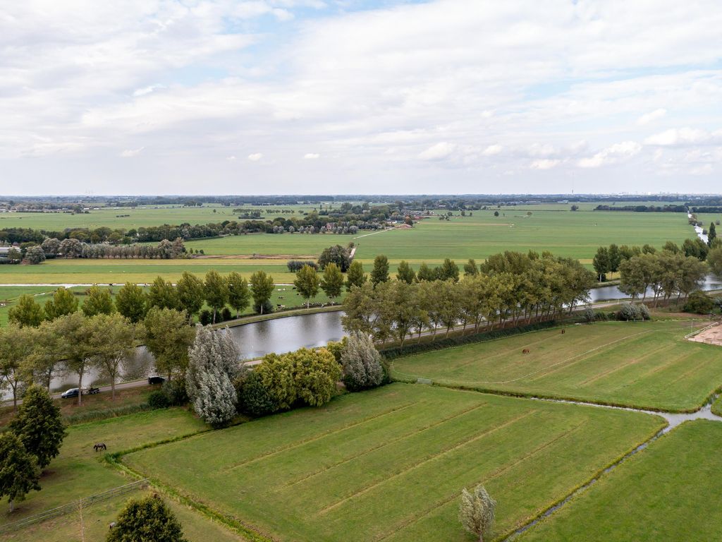 Kanaaldijk 8, LEERBROEK