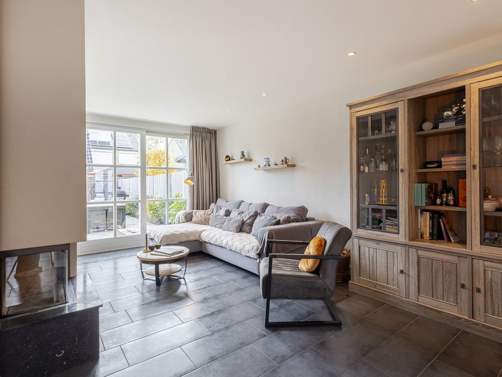 van Wenastraat 7, GIESSENBURG