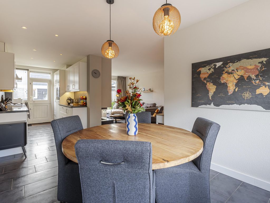 van Wenastraat 7, GIESSENBURG