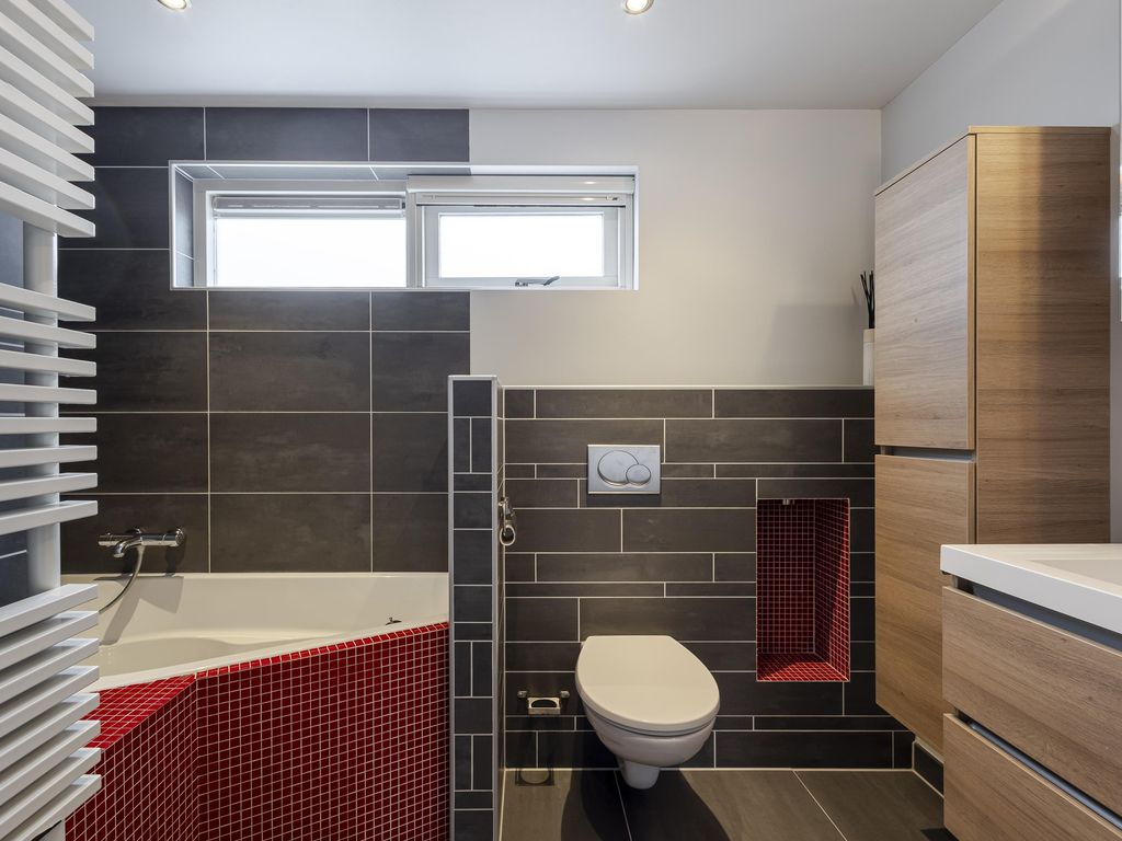 Juliana van Stolberglaan 49, GIESSENBURG