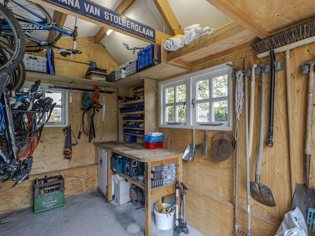 Juliana van Stolberglaan 49, GIESSENBURG