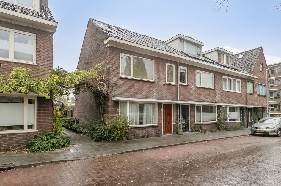 Oranje-Nassaulaan 55