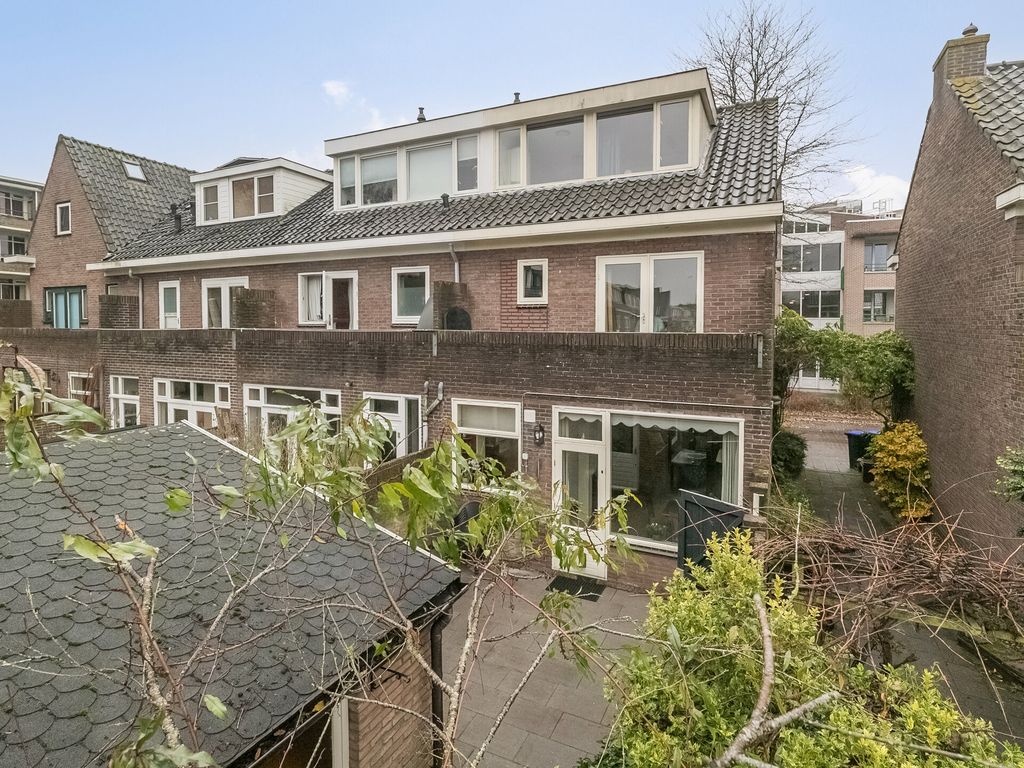 Oranje-Nassaulaan 55, UTRECHT