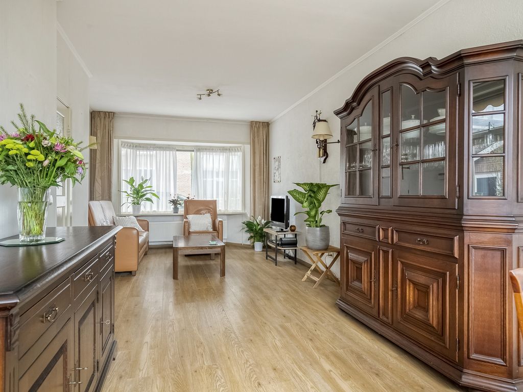 Oranje-Nassaulaan 55, UTRECHT