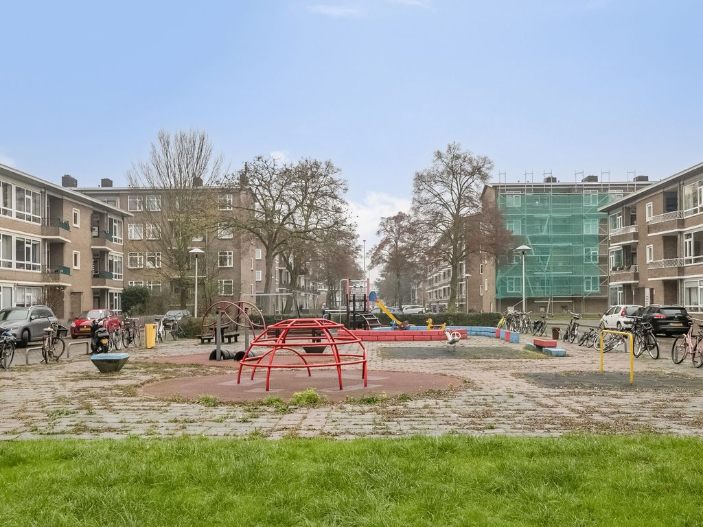 Oranje-Nassaulaan 55, UTRECHT