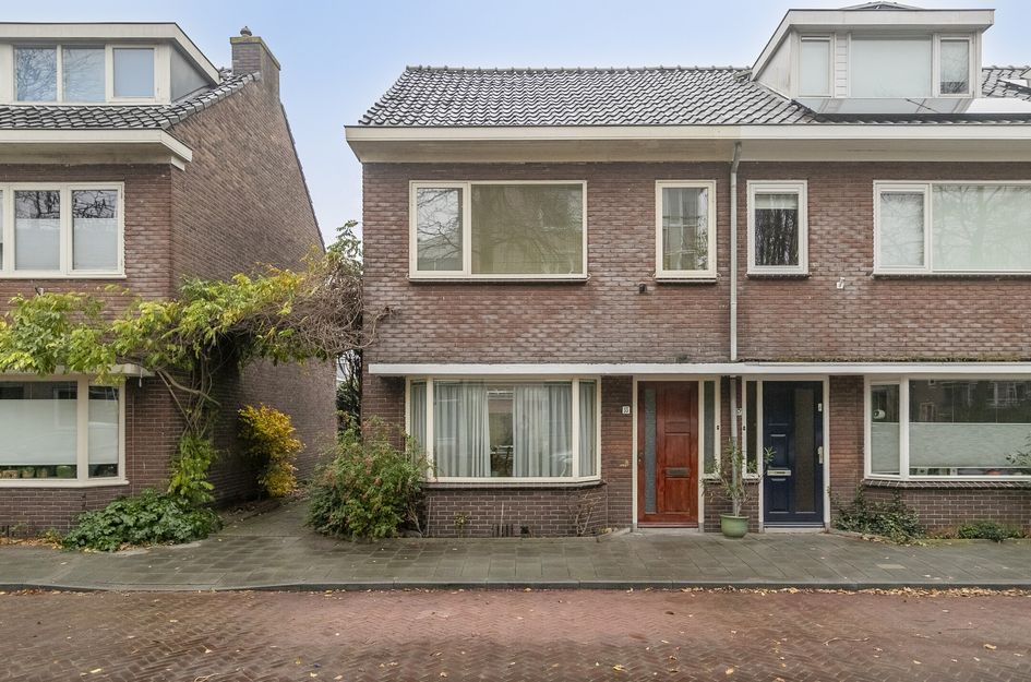 Oranje-Nassaulaan 55