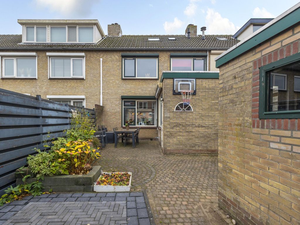 Wilhelminalaan 17, GIESSENBURG