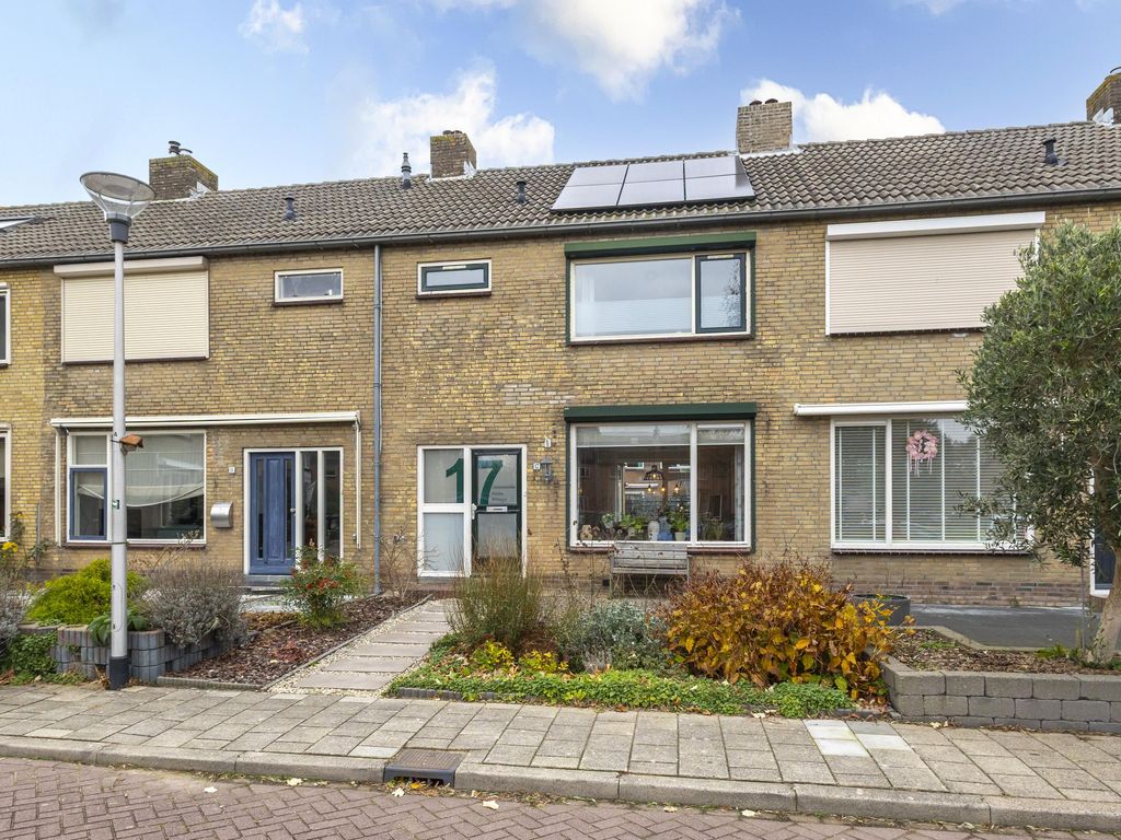 Wilhelminalaan 17, GIESSENBURG