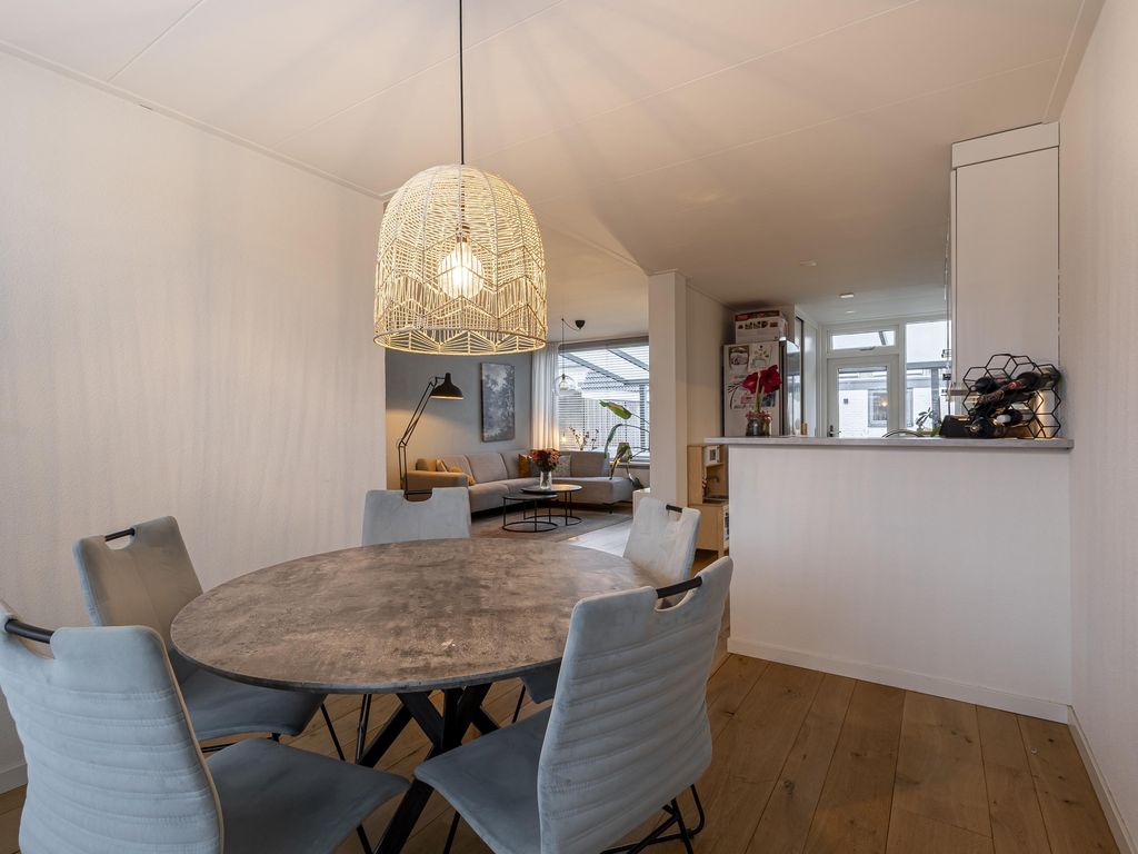 van Wenastraat 9, GIESSENBURG