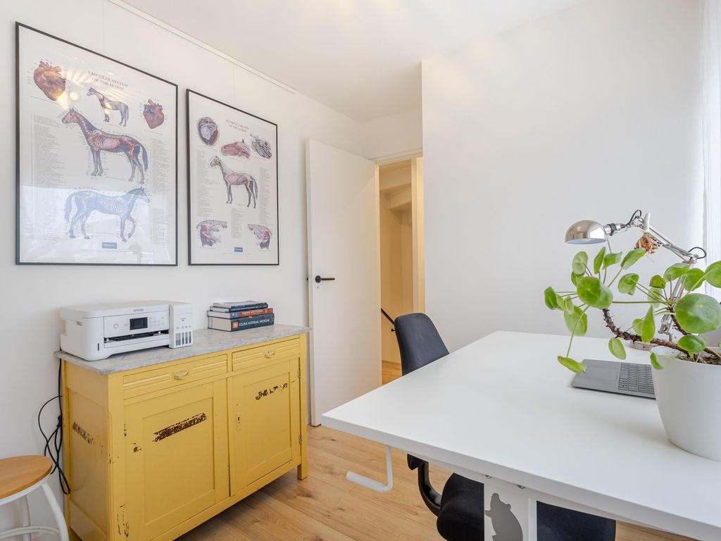 Oranjelaan 20, GIESSENBURG