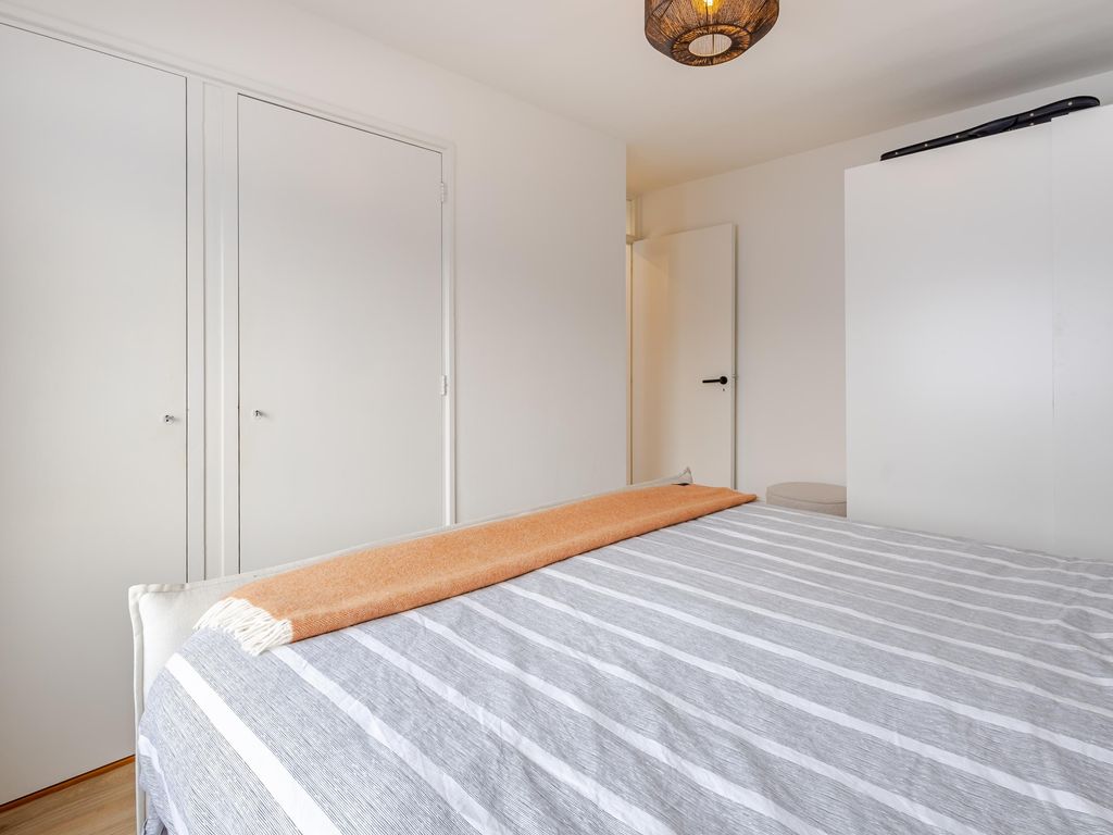 Oranjelaan 20, GIESSENBURG