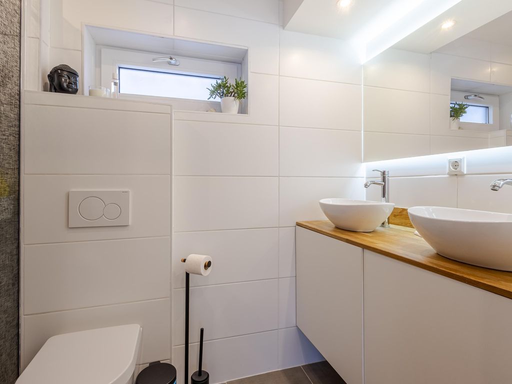 Oranjelaan 20, GIESSENBURG