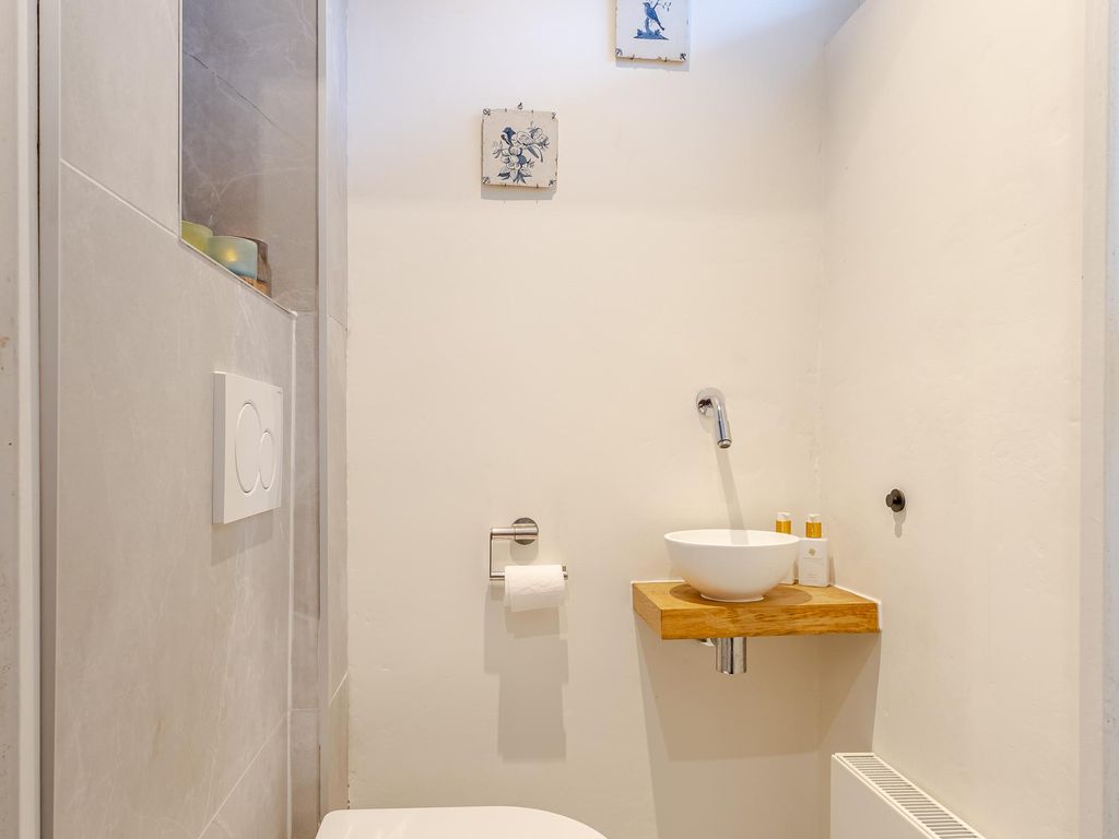 Oranjelaan 20, GIESSENBURG