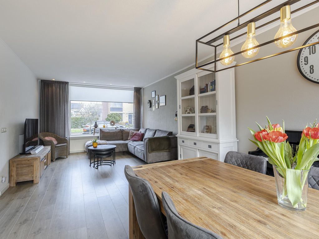 van Brederodestraat 79, GIESSENBURG