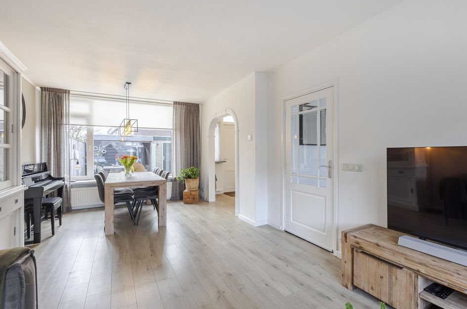 van Brederodestraat 79