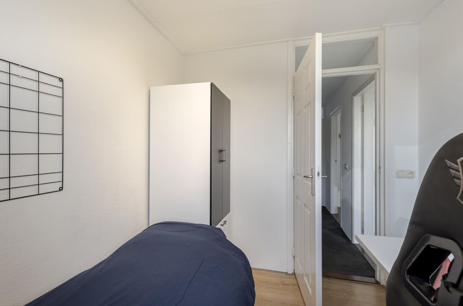 van Brederodestraat 79