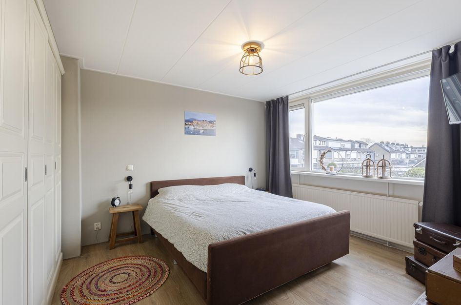 van Brederodestraat 79