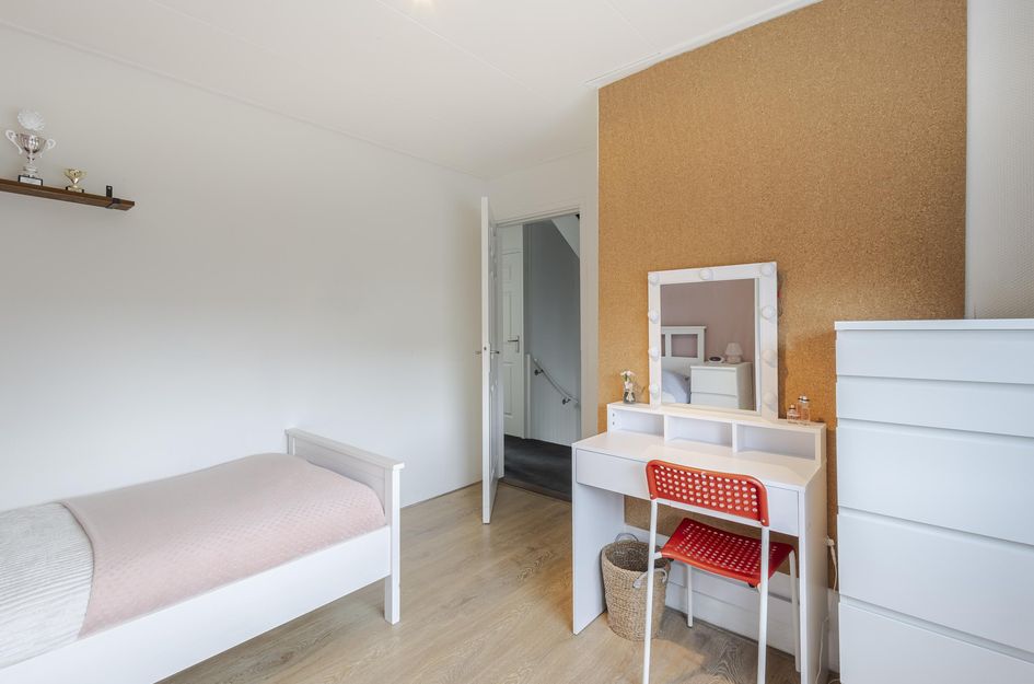 van Brederodestraat 79