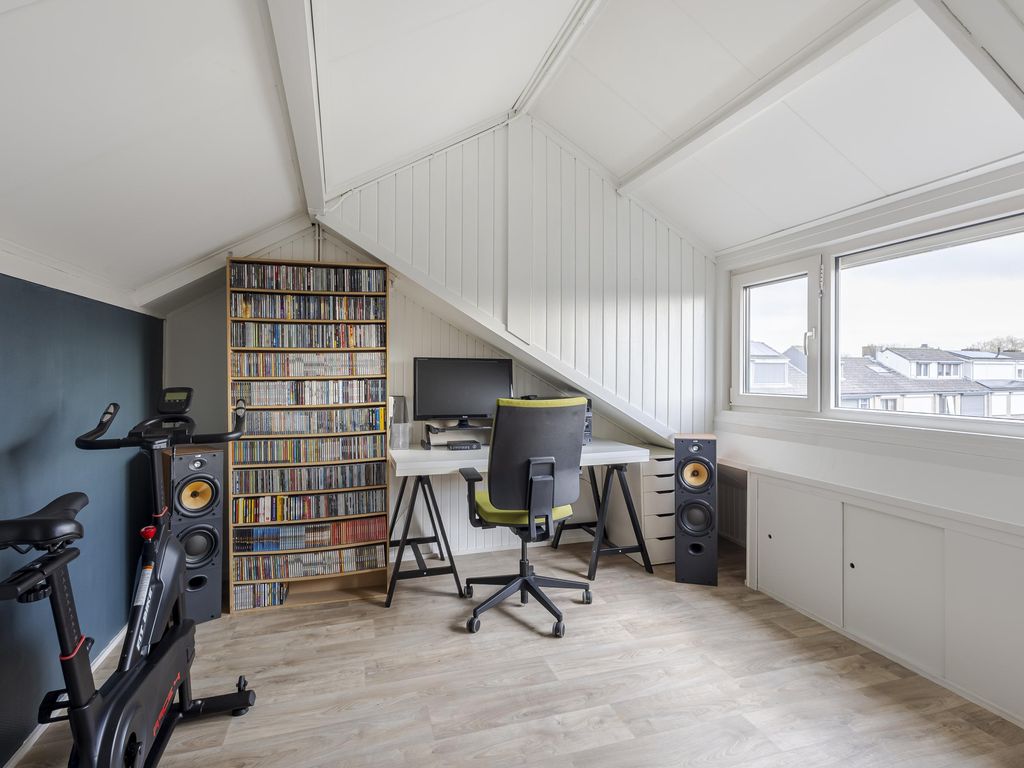 van Brederodestraat 79, GIESSENBURG